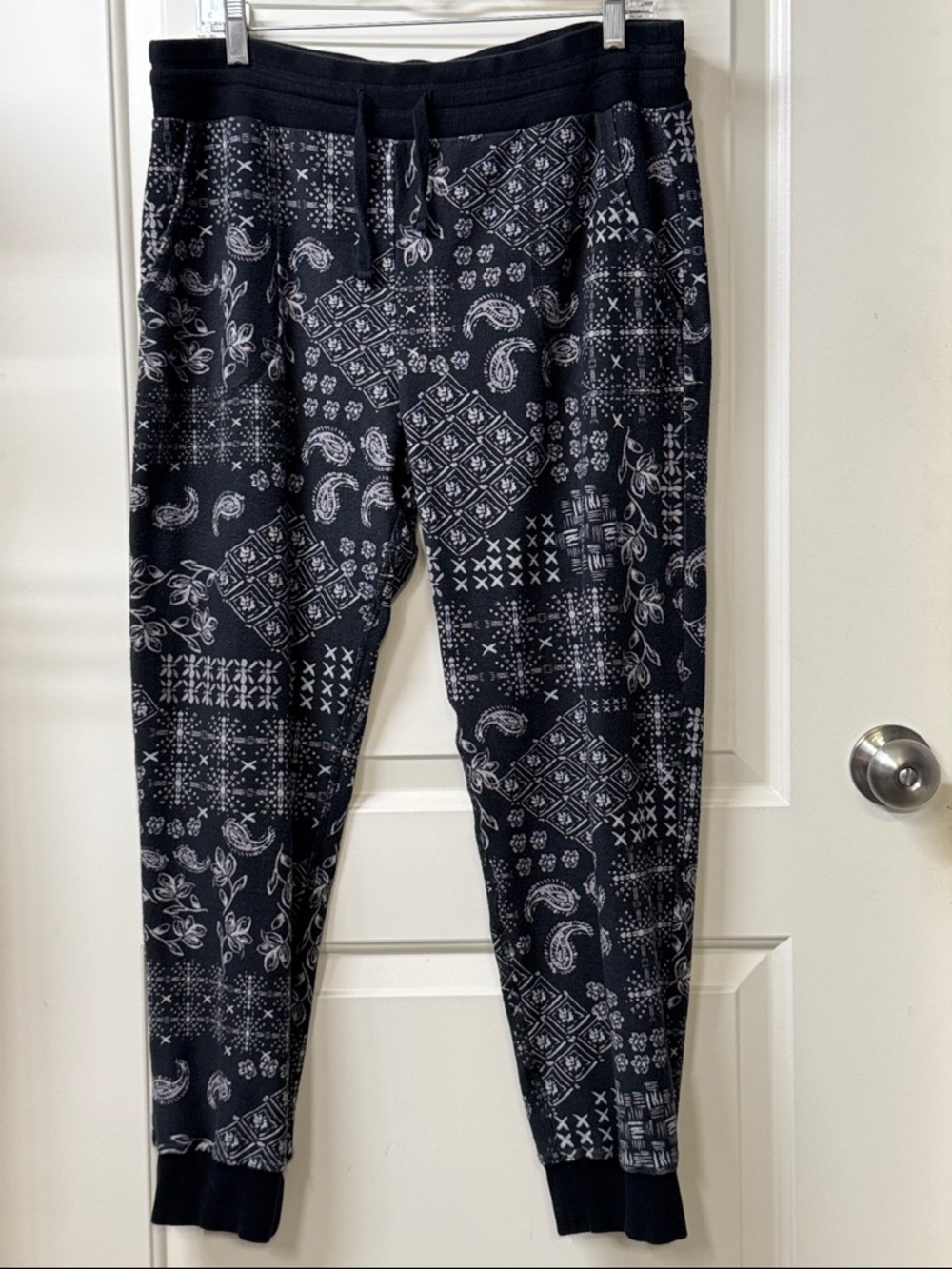 Johnny Was Black & White Paisley Patchwork Jogger Pants